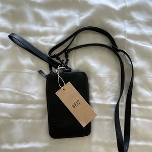 BÉIS Travel Wallet Black